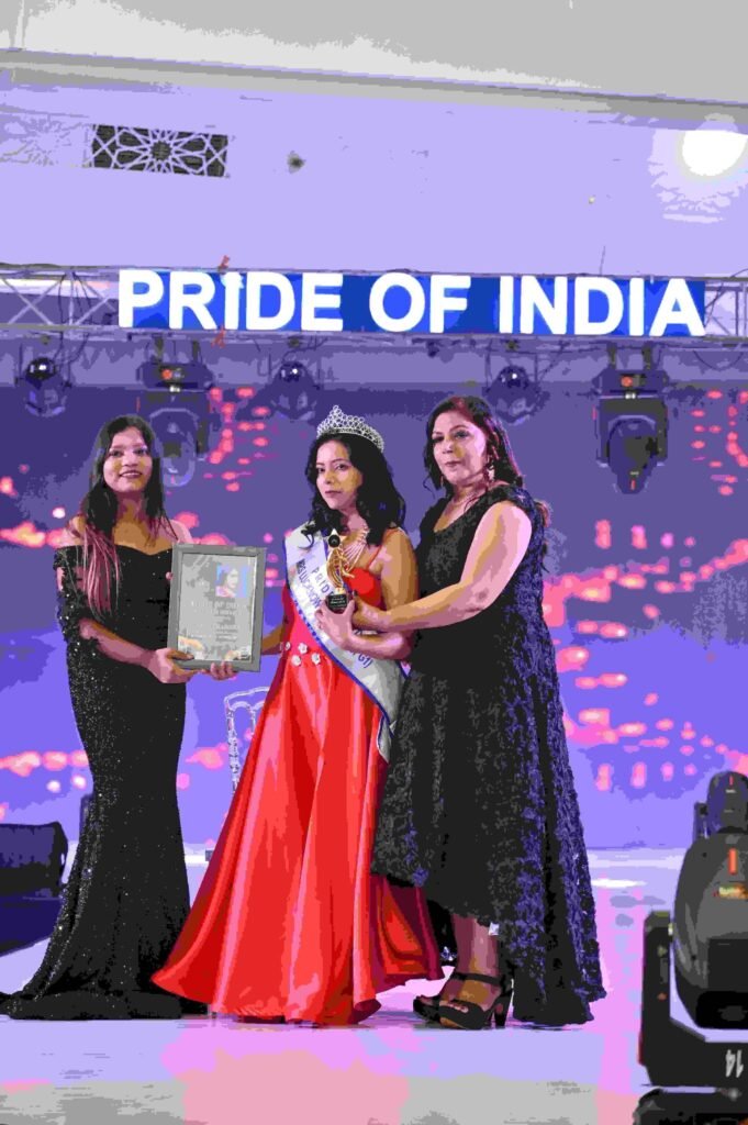 Mrs Uttar Pradesh 2024 Ist Runner-Up  Pooja Bhargava
